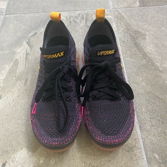 Nike Air Vapormax Flyknit 2 Women's 6.5 Pink Blast - Picture 2 of 9